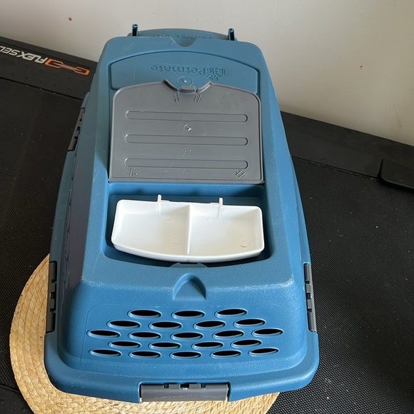 Petmate Kennel Cab Outdoor Parks Travel Carrier Size Small - Picture 3 of 16